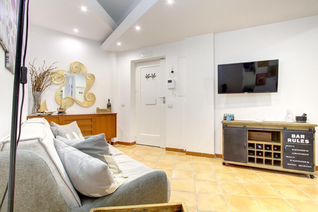 Vomero-Rossini Apartment Napoli Bagian luar foto