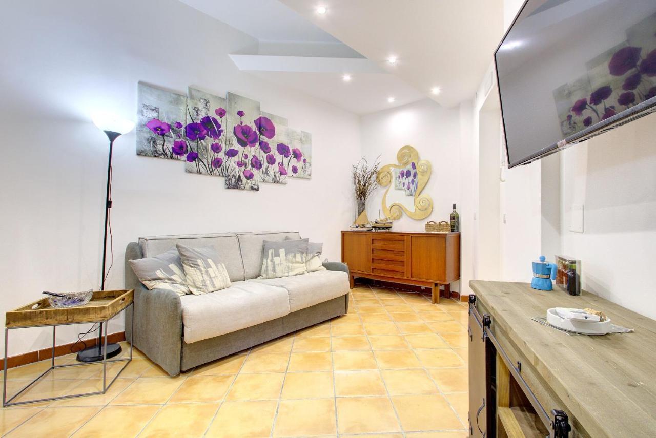 Vomero-Rossini Apartment Napoli Bagian luar foto