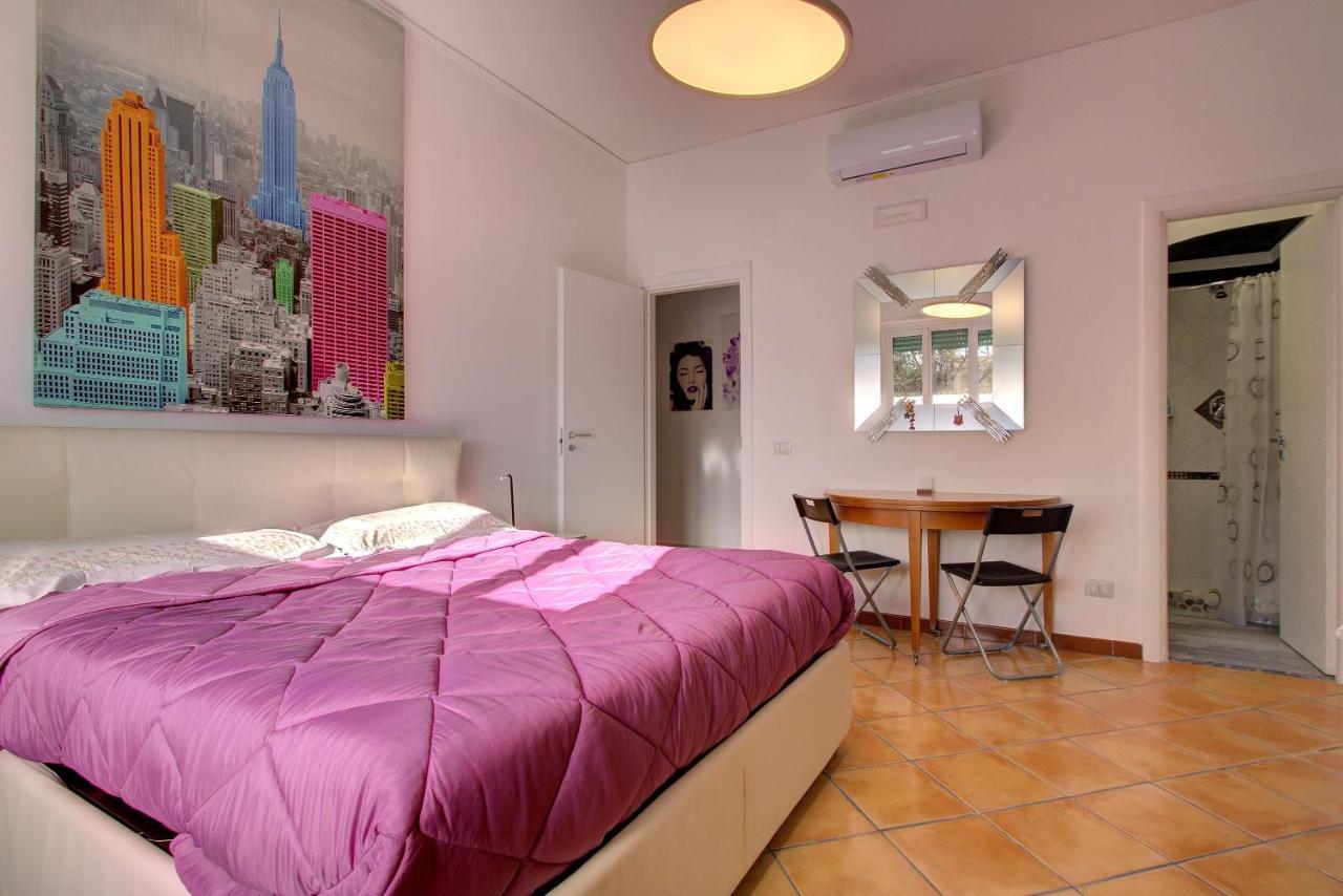 Vomero-Rossini Apartment Napoli Bagian luar foto