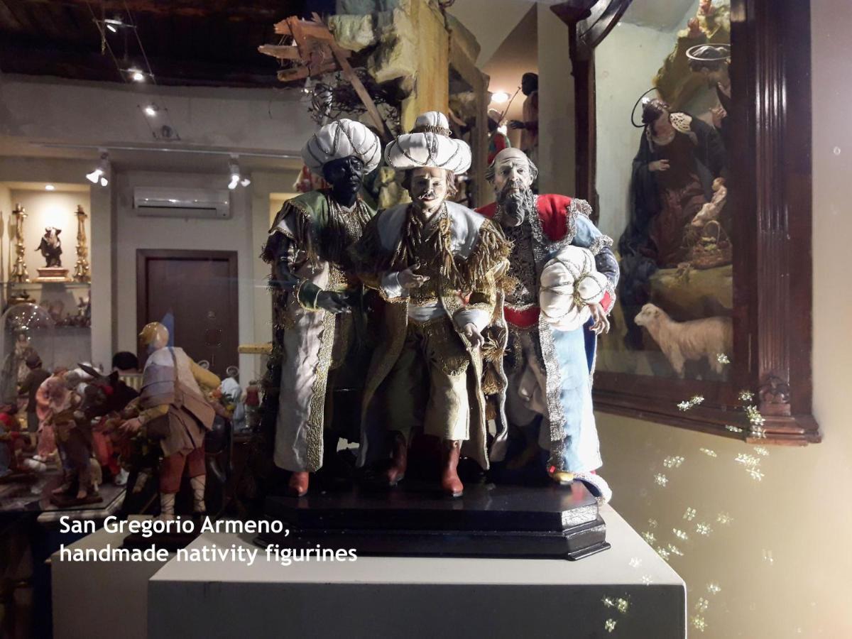 Vomero-Rossini Apartment Napoli Bagian luar foto
