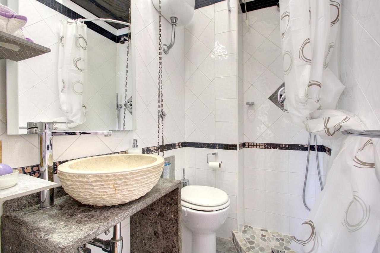 Vomero-Rossini Apartment Napoli Bagian luar foto